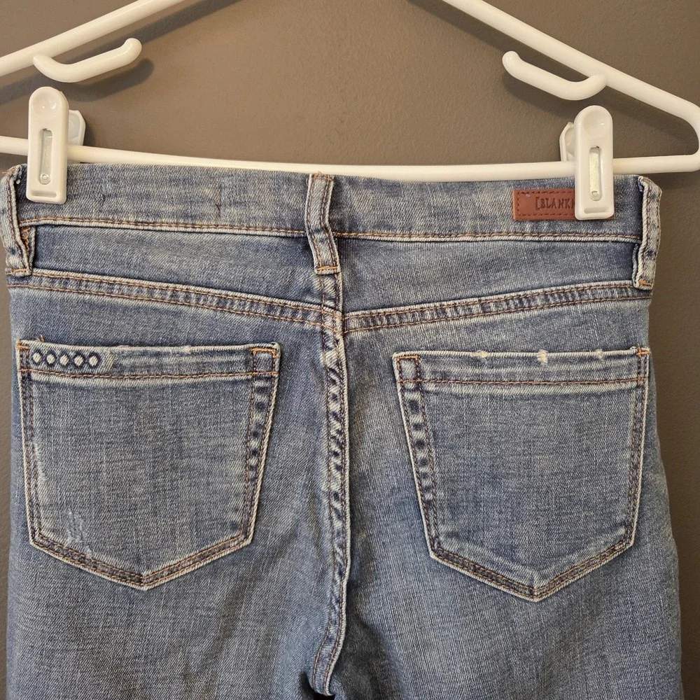 NWT Free People‎ BlankNYC Jeans Women's Size 24 Boho Fray Crop Studs Embroidered